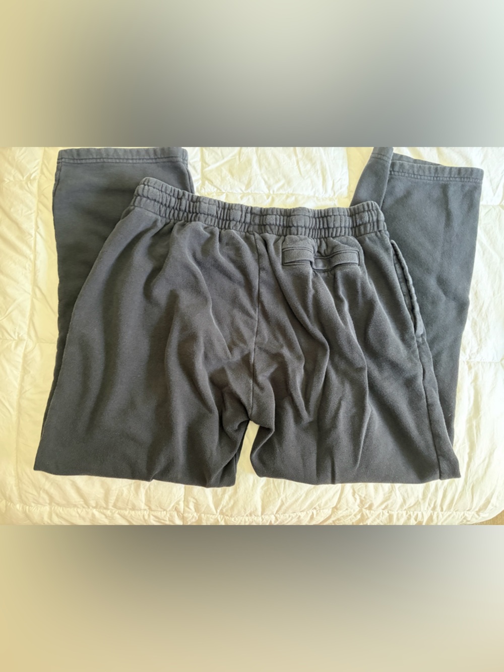 Underarmor Sweats - Picture 3 of 4